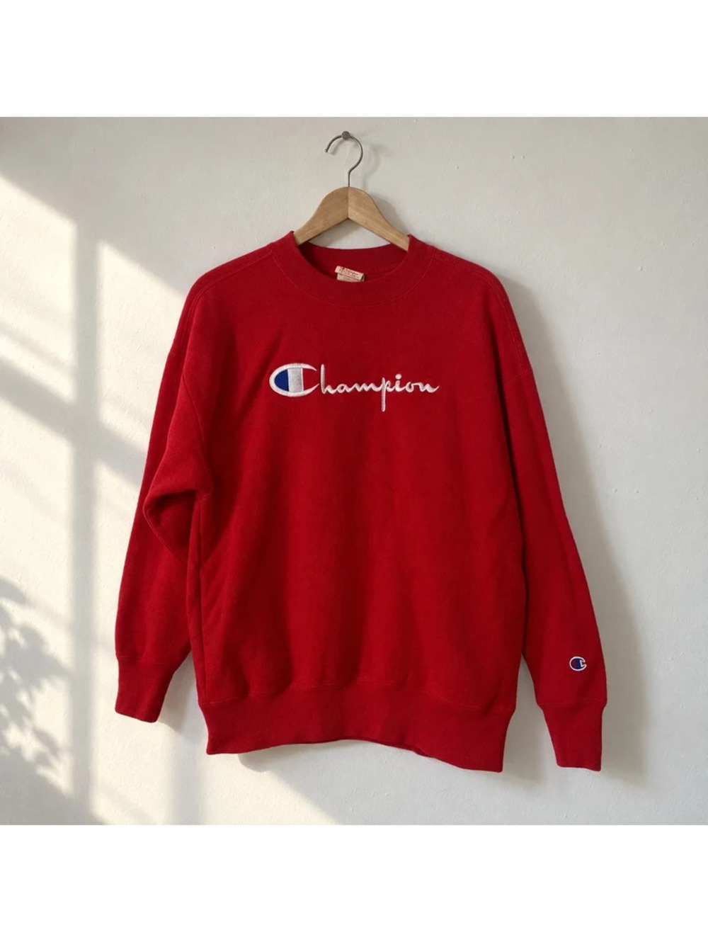Champion Reverse Weave Red Embroidered Script Logo Crewneck Sweatshirt Size S